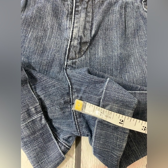 Guess Jeans Modele Womens Size 30 Rolled Hem Jean Shorts - Picture 7 of 7